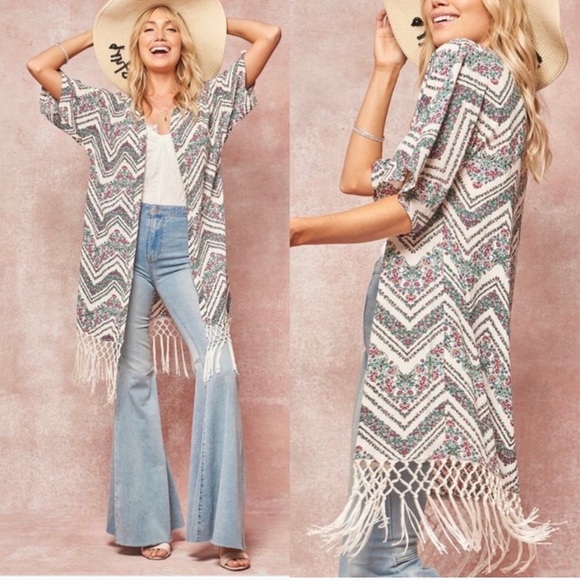 New!clearance BoHo Ivory and green fringe kimono - Picture 2 of 3
